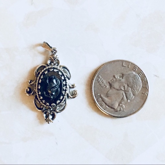 Vintage Pendant with Carved Rose - Picture 2 of 3